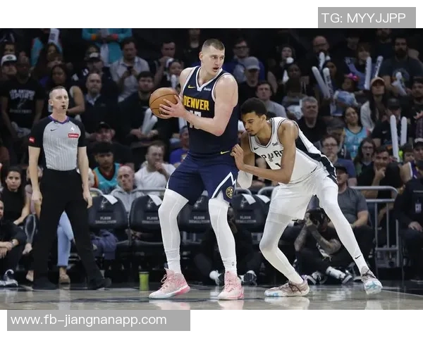 约基奇总结比赛失利原因强调沟通不足与防守反应迟缓