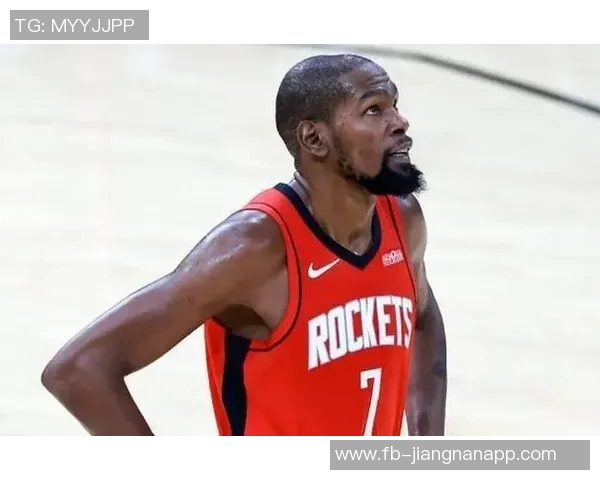 火箭球员申京关键时刻表现出色杜兰特紧随其后展现高效得分能力 火箭球员申京关键时刻表现出色杜兰特紧随其后展现高效得分能力