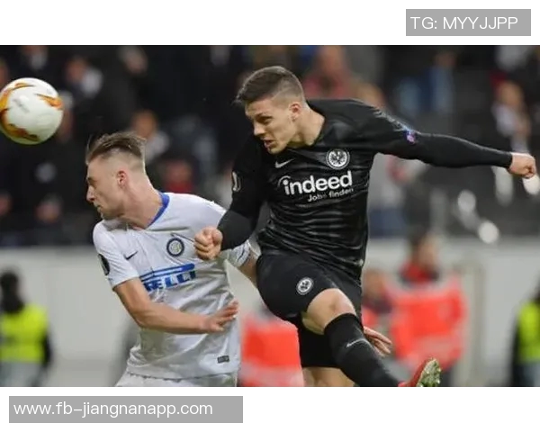 约维奇半场表现惊艳15分钟内斩获11分3板3助助球队领先