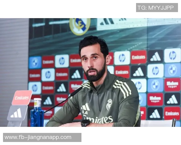 菲戈谈皇马换帅决定呼吁支持阿韦洛亚完成赛季挑战